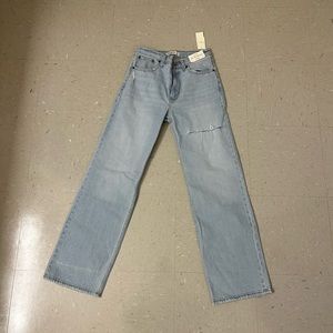 Abercrombie High Rise 90s Relaxed Jean